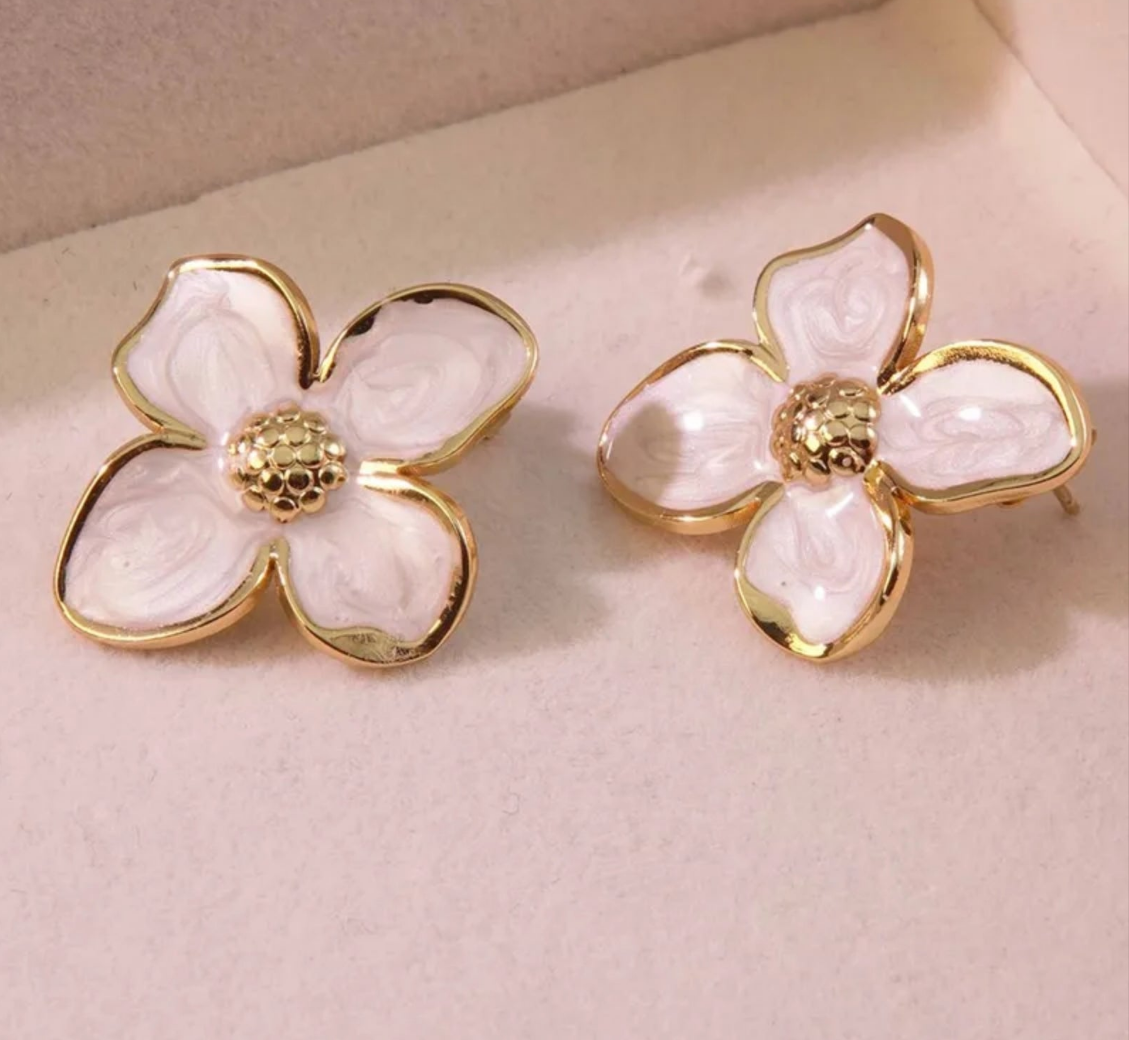 Aros Magnolia blanco